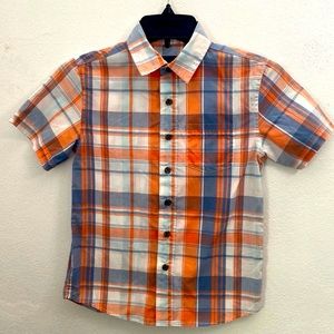 Basics Edition button down shirt.